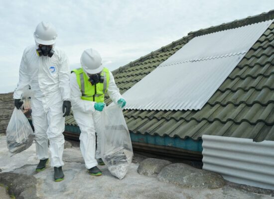 removing-asbestos